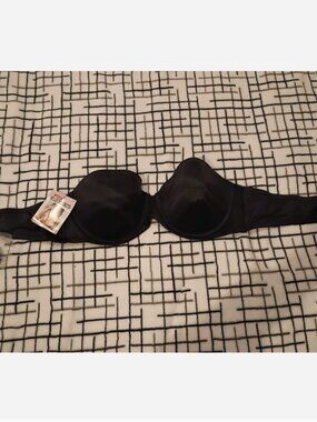 Maidenform Size 40C Black Bra with Straps New